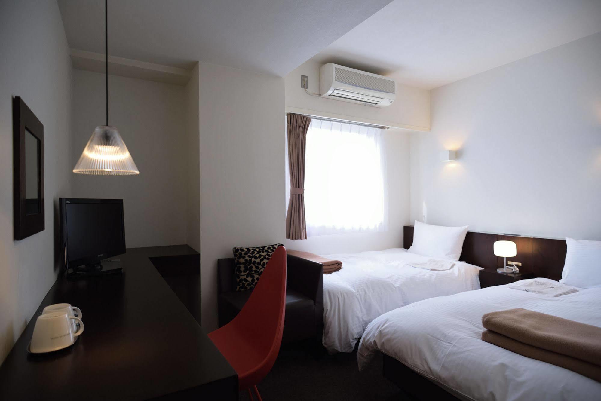 7 Days Hotel Plus Kōchi Exteriér fotografie